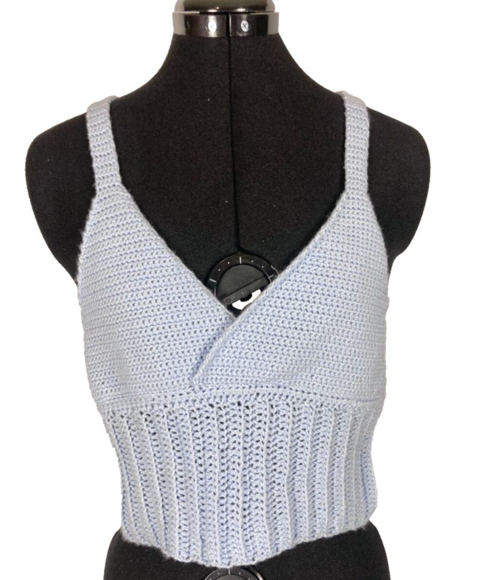 M knitted Crotchet blue yarn crop top strap summer top